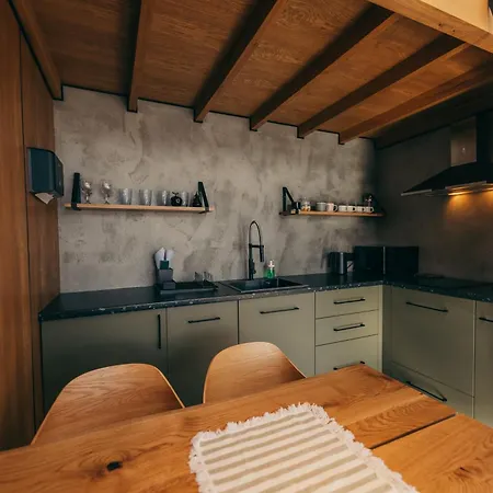 Travy Aparthotel Yaremche