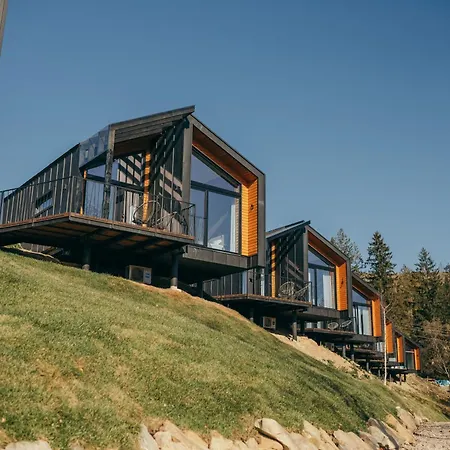 Travy 4* 亚列姆切