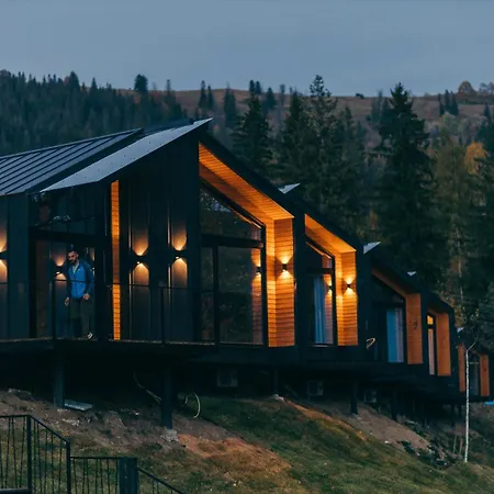 Travy Chalet Tatariv